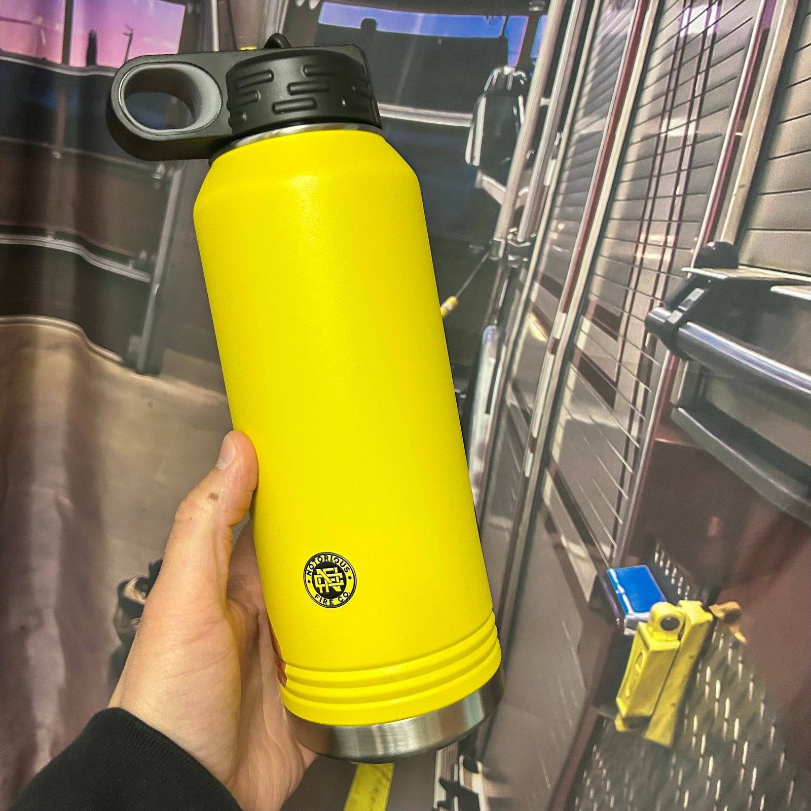 Rosie 32oz Stainless Steel Water Bottle