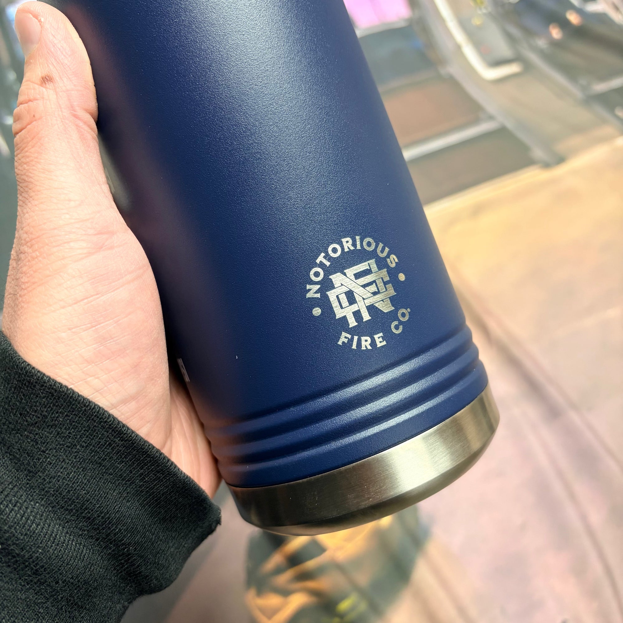 Tank Level 32oz Stainless Steel Water Bottle
