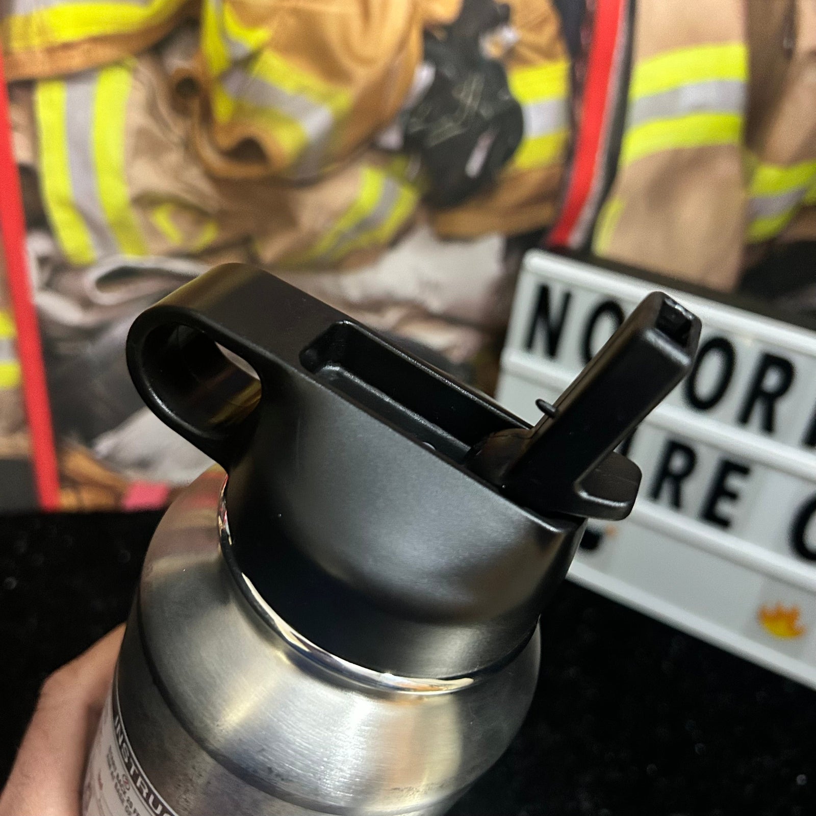 APW 32oz Stainless Steel Water Bottle